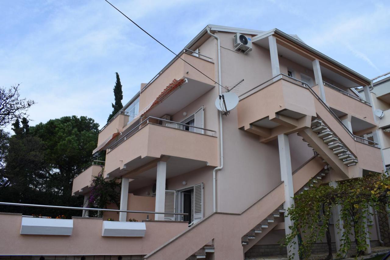 Apartman Katica Novalja